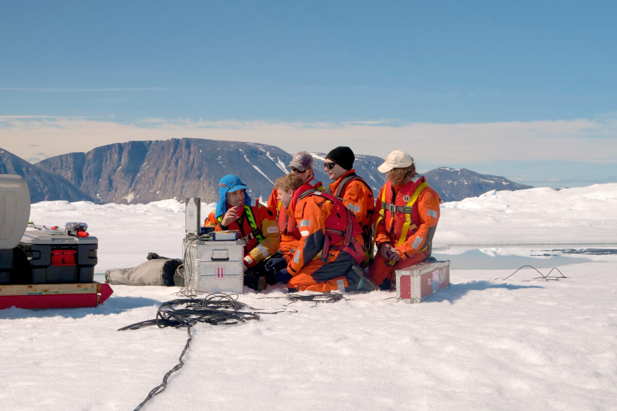 Hopes for the first field school on Arctic snow | Canadian Geographic